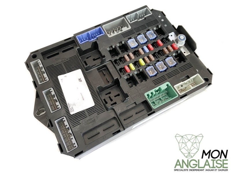 Boite à fusible avant Jaguar XF de 2013 à 2014 Référence OE : C2Z32178