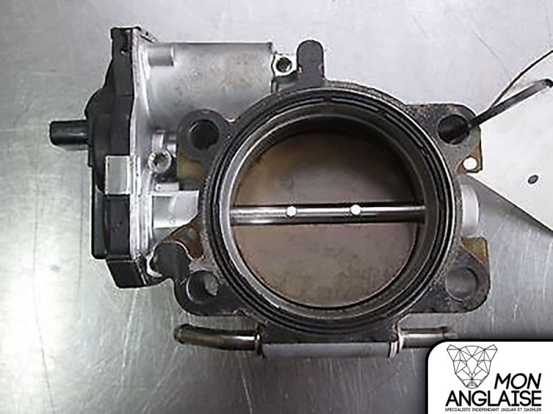 Corps de papillon Jaguar XF de 2013 à 2015 Référence OE : C2Z18616