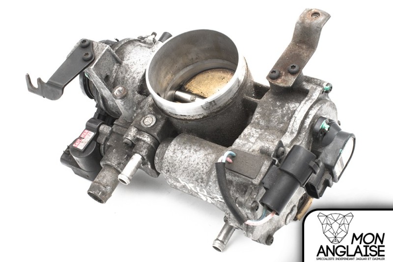 Corps de papillon (avec injection assistée par air) Jaguar XJ8 de 1999 à 2002 Référence OE : C2A1444