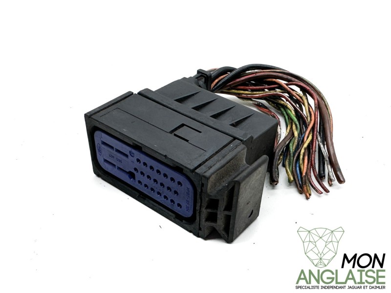 Broche module ABS Jaguar XJ8 de 1998 à 2002 Référence OE : BROCHEABSXJ8
