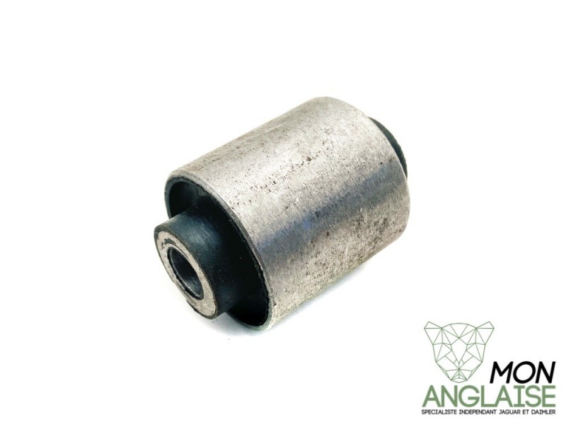 Silentbloc de crémaillère de direction Jaguar XJ Série 2 de 1973 à 1979 Référence OE : CAC1635