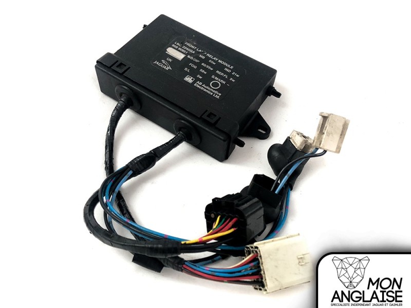 Module de phares avants kit rond - UK Jaguar XJ40 de 1993 à 1994 Référence OE : LMD2240GA
