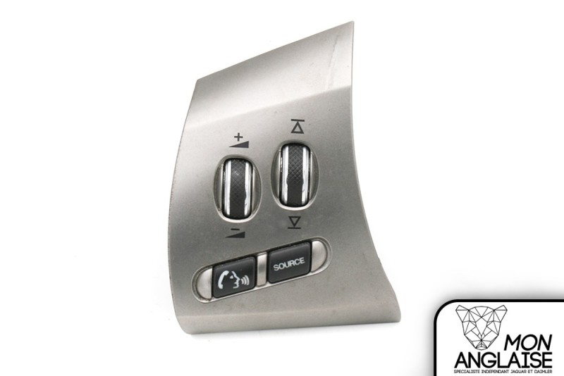 Commandes au volant de téléphone - volume Jaguar XK de 2006 à 2011 Référence OE : C2P3386