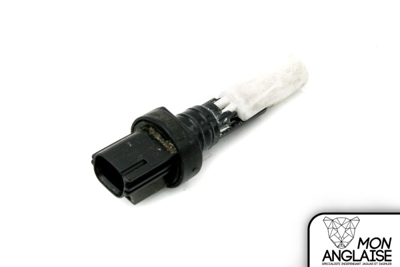 Capteur de niveau de lave-glace Jaguar XK de 2006 à 2014 Référence OE : C2S4061