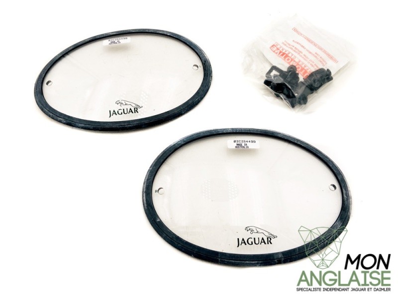 Caches anti-brouillard Jaguar XK8 de 2001 à 2006 Référence OE : C2S4499