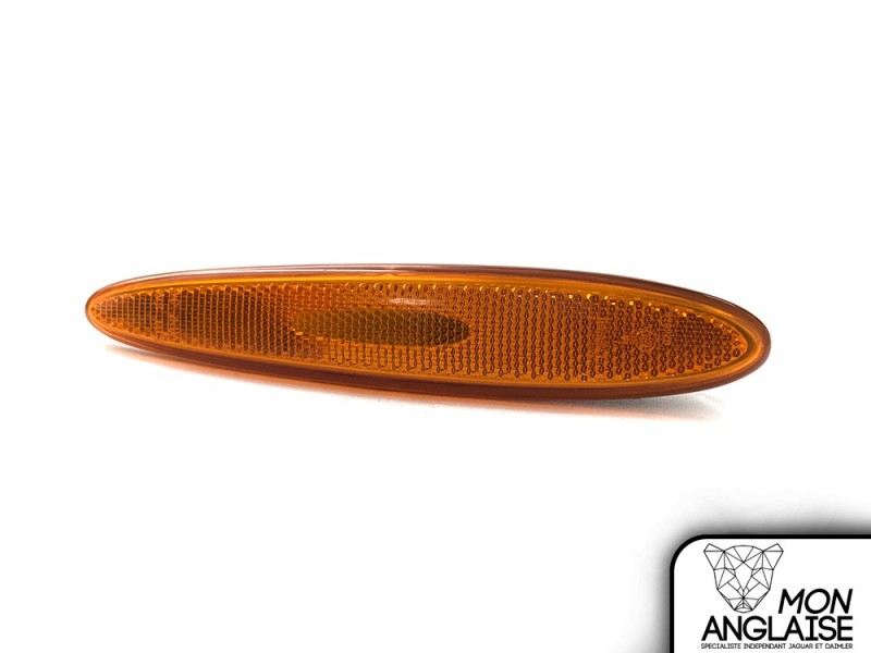 Catadioptre avant arrière Jaguar XK8 de 1996 à 2006 Référence OE : LJA5024AC