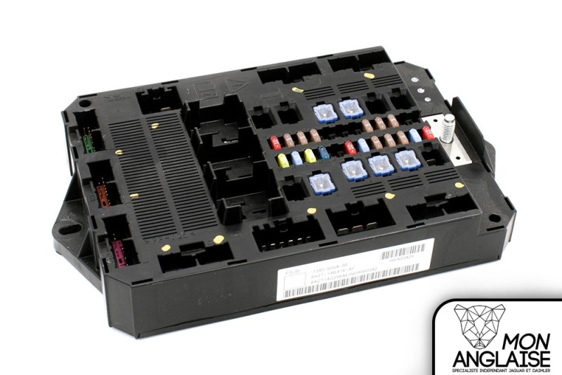 Boite à fusible avant Jaguar XF de 2008 à 2009