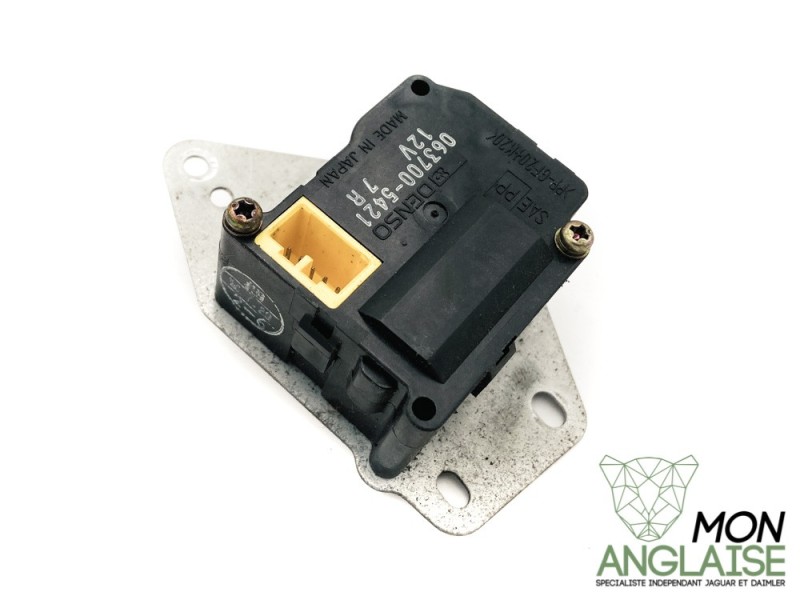 Servomoteur de chauffage - climatisation Jaguar XK8 de 1997 à 2006 Référence OE : JLM11946