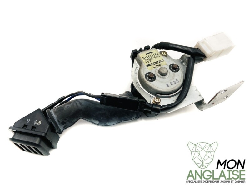 Aspirateur d'air intérieur LHD Jaguar XK8 de 1996 à 2006 Référence OE : MJA6551BA