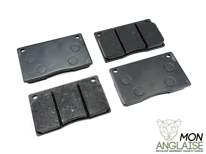 Jeu de plaquettes de frein avant (4 pistons) Jaguar XJS de 1975 à 1996 Référence OE : JLM1510