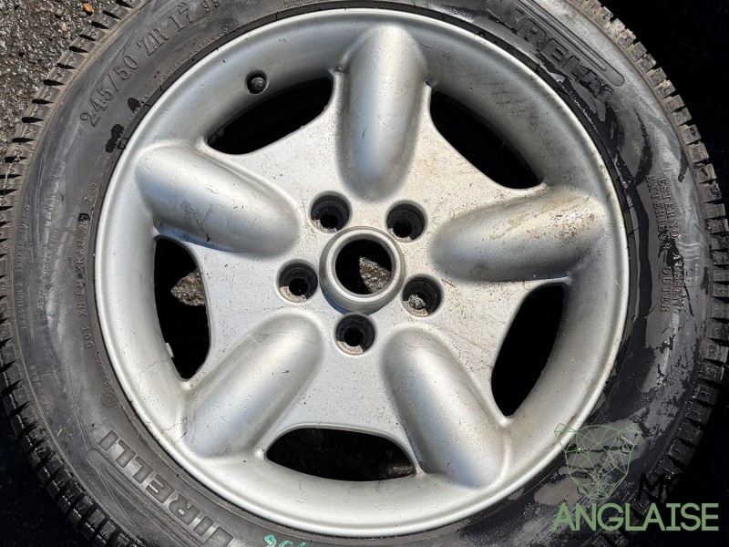 Jante Revolver 17“ Jaguar XK8 de 1996 à 2002 Référence OE : MJA6116ABJ806