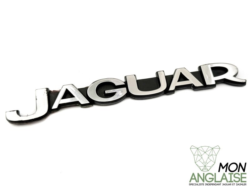 Emblème de coffre "Jaguar" Jaguar XJ Série 3 de 1978 à 1992